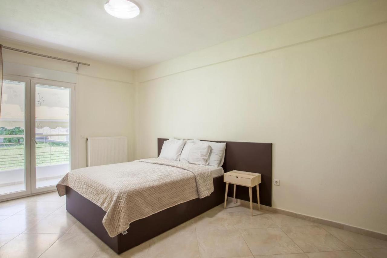 Sea La Vie Apartment Hanioti Eksteriør bilde