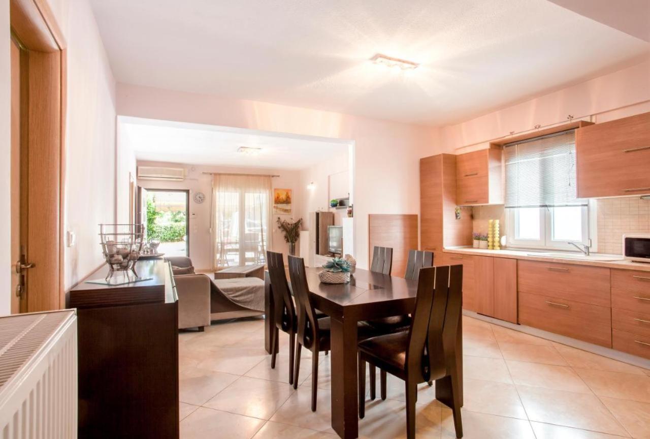 Sea La Vie Apartment Hanioti Eksteriør bilde